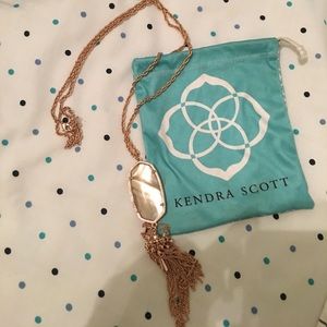 Rose gold Kendra Scott necklace