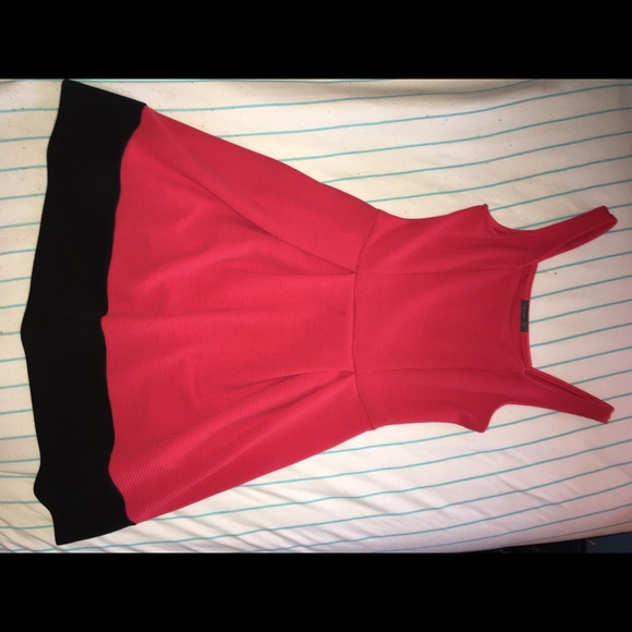 Dress - Picture 1 of 1