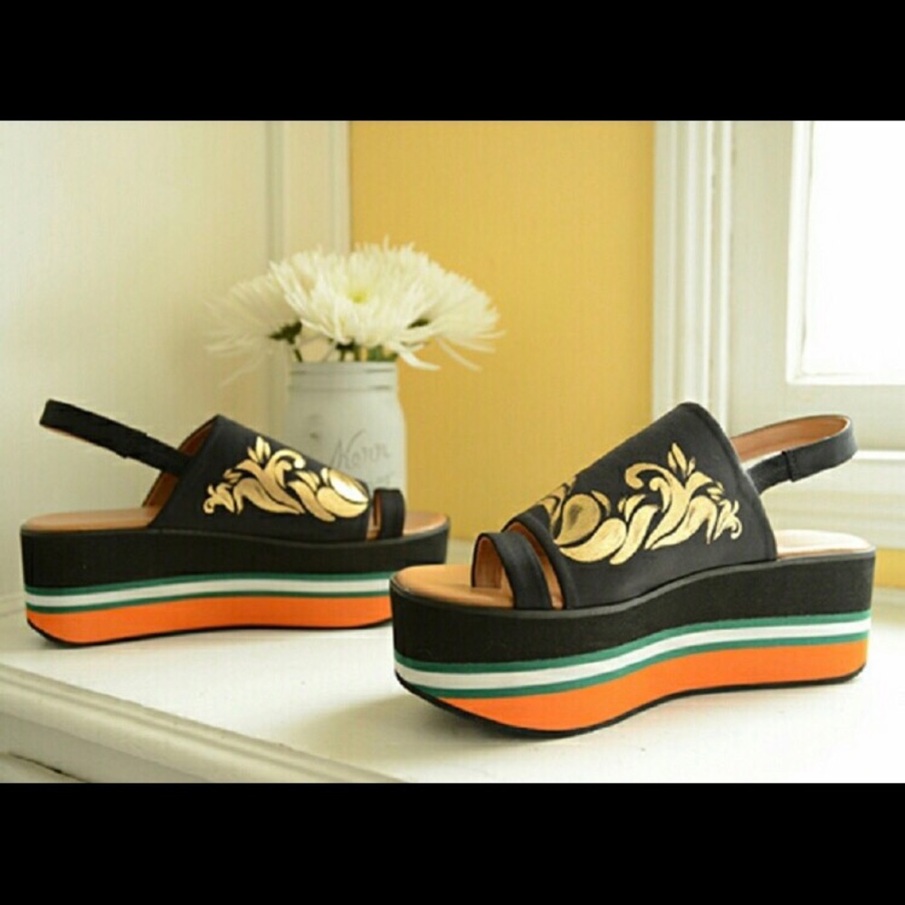 Clover Canyon sandals