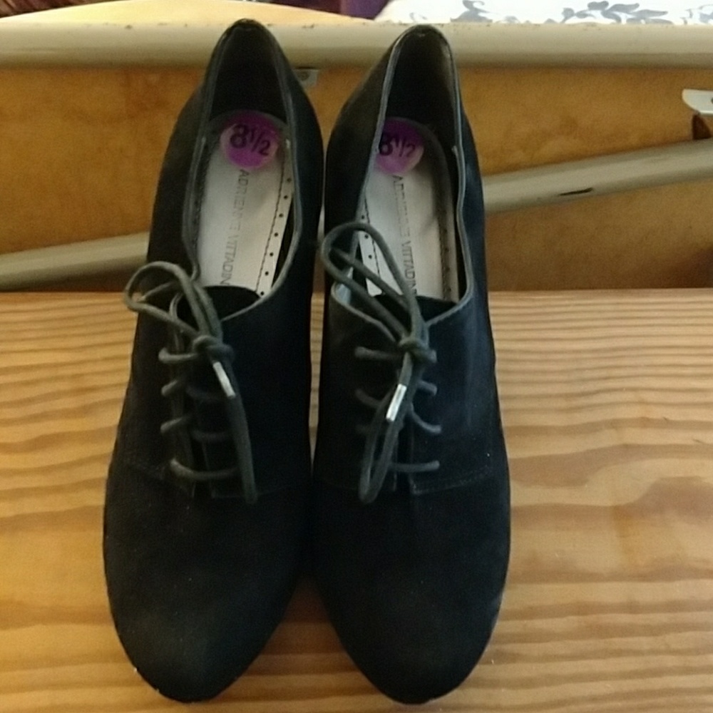Adrienne Vitadanni tie up bootie shoes