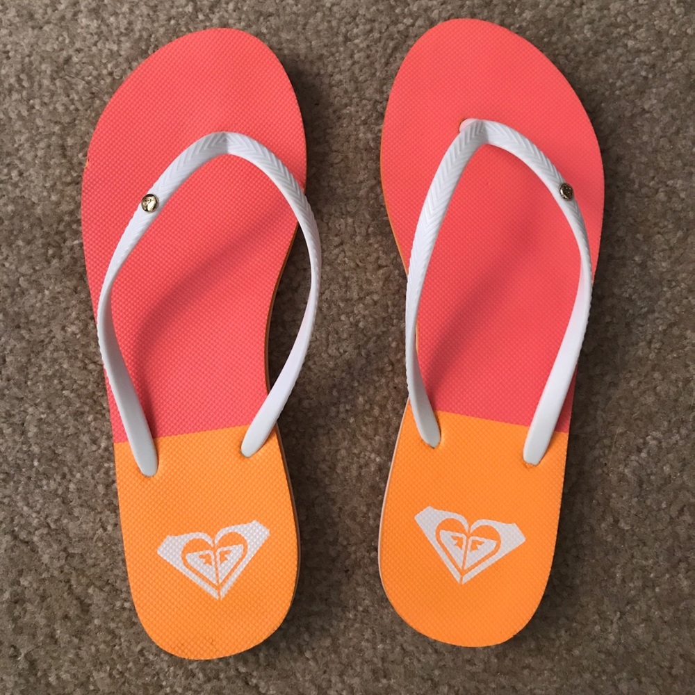 Roxy bright flip flops