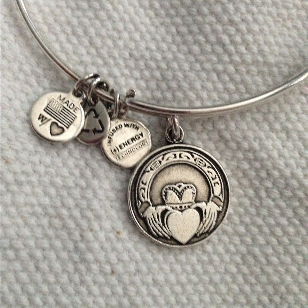 Alex & Ani bracelet Claddagh bracelet.