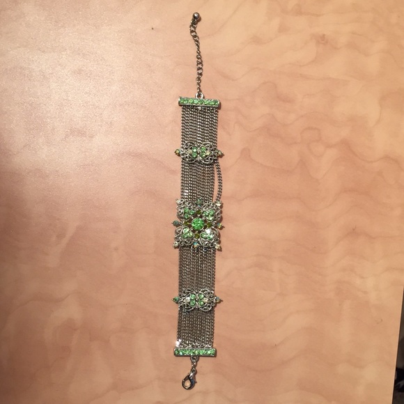 Silver and green chain bracelet - Picture 2 of 2