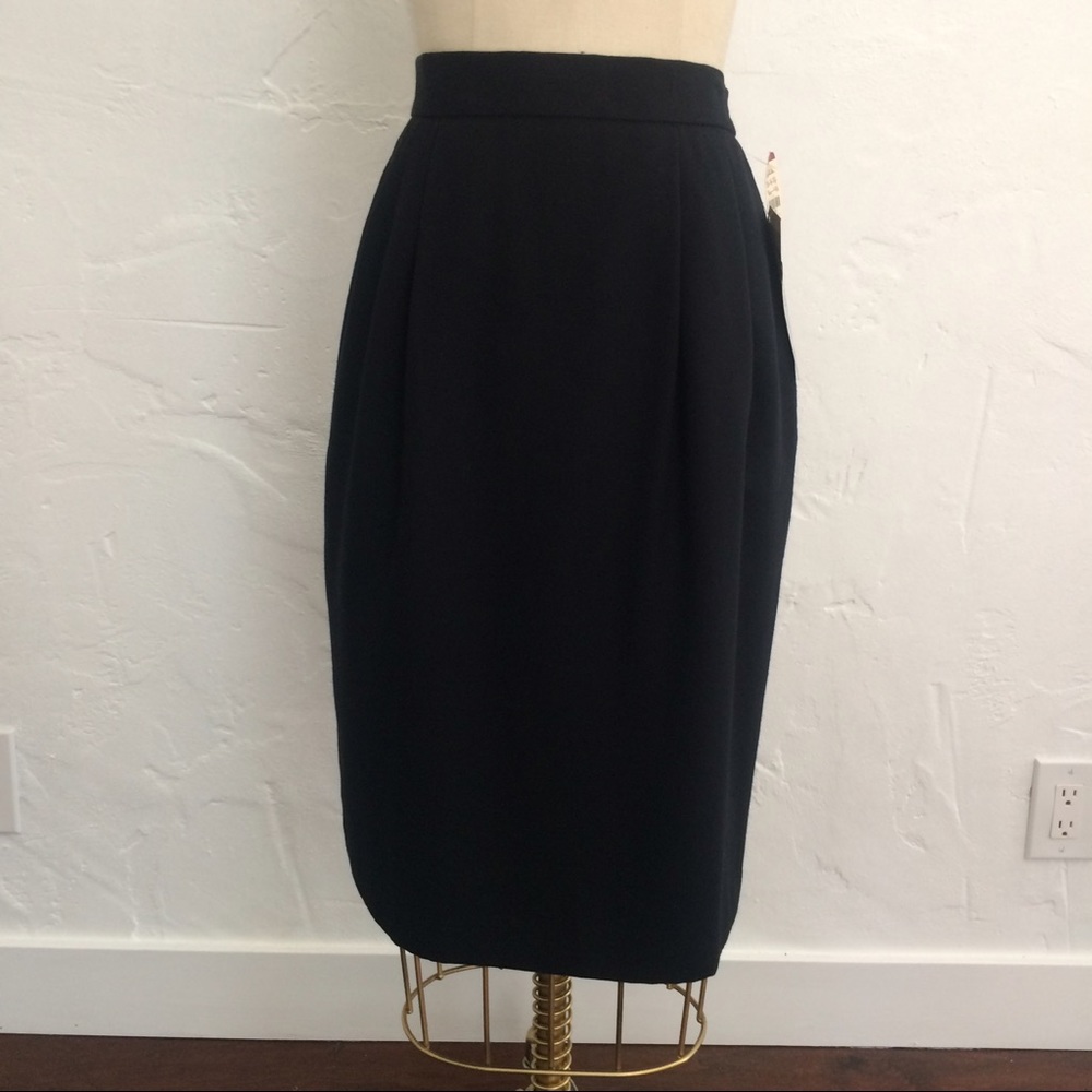Vintage Norton McNaughton black pencil skirt NEW