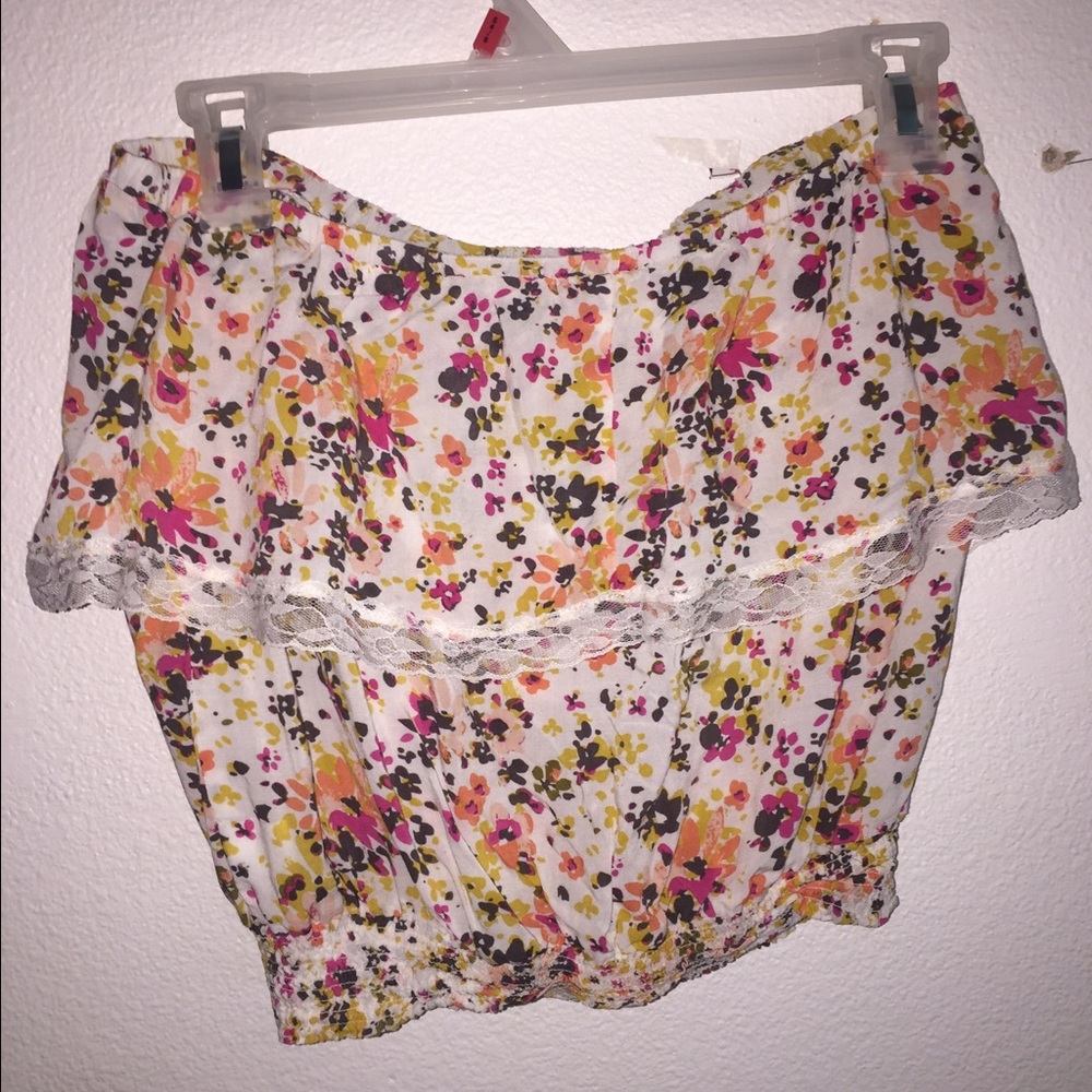 Strapless top