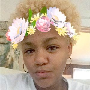 Meet your Posher, Emerald