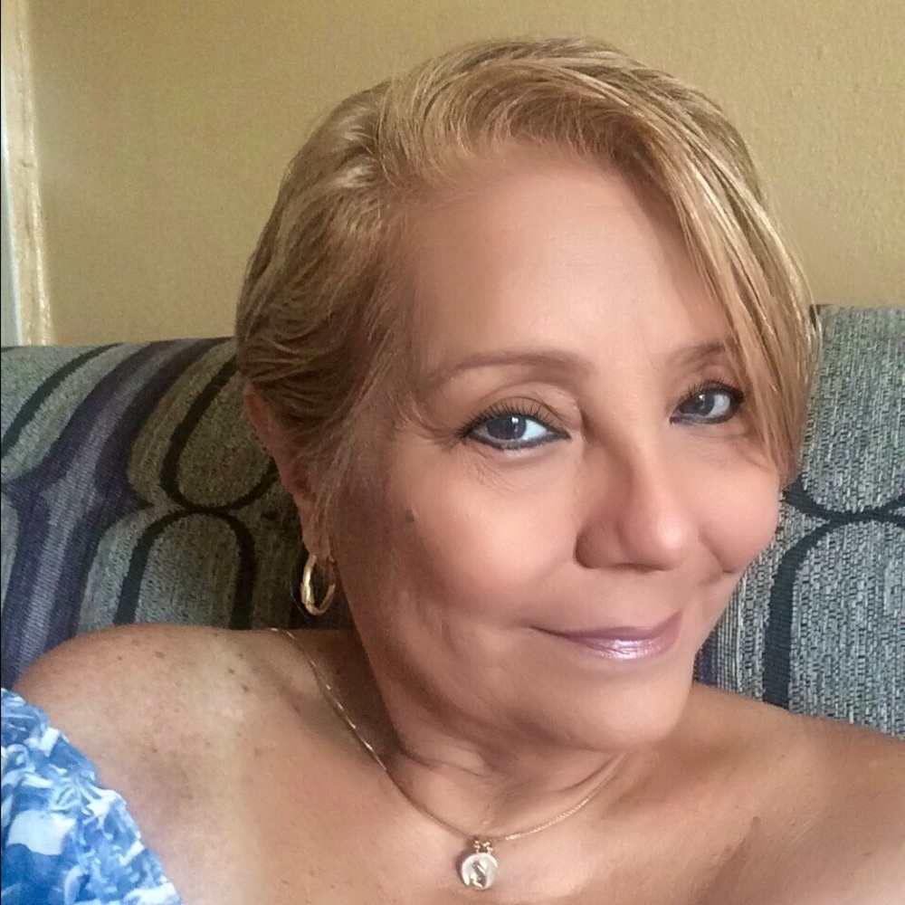 Meet your Posher, Veronica