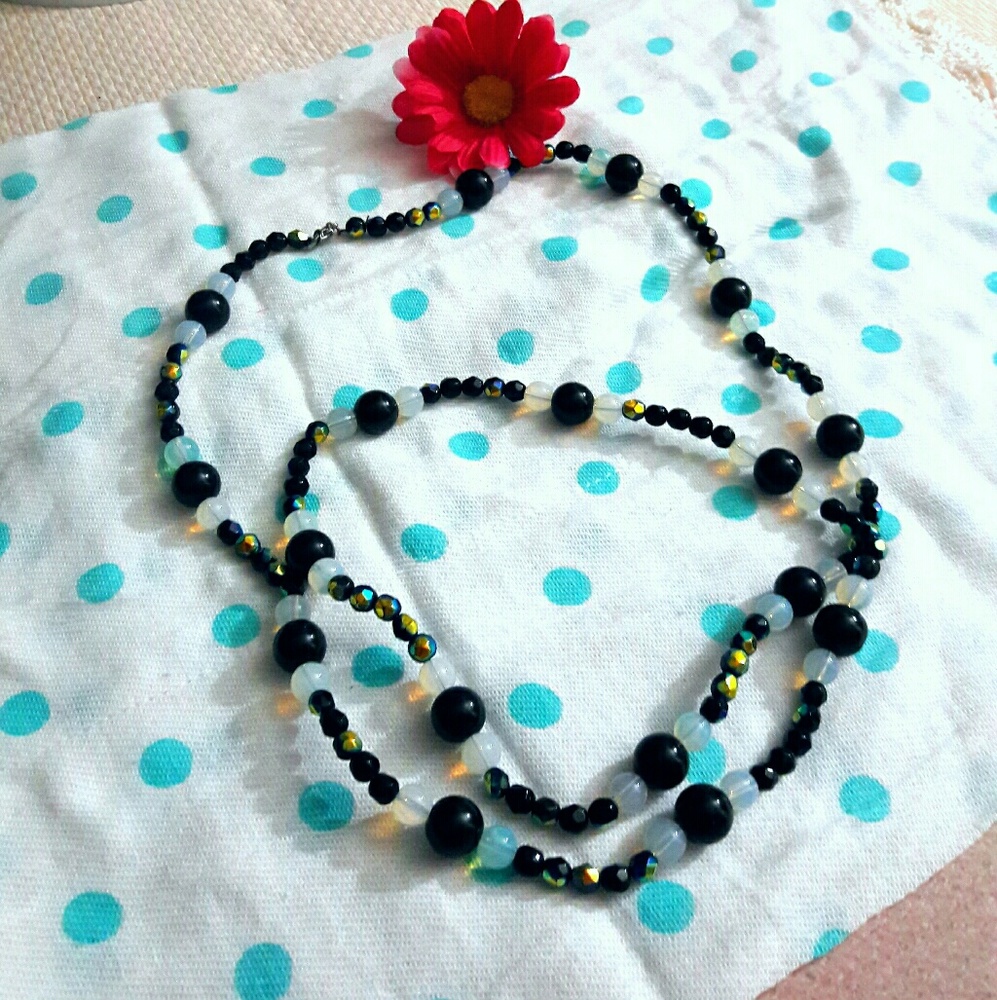 🎀Retro Beads Necklance🎀 SOLD