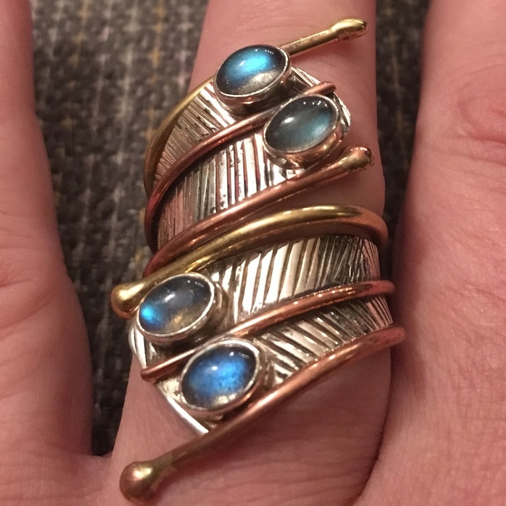 Gorgeous two-tone with labradorite stone ring sz 8