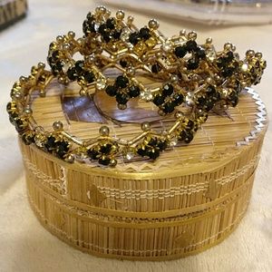 Black and gold stone bangles