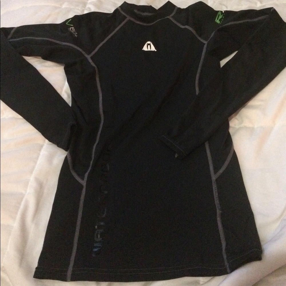 Surf shirt undershirt waterproof rash guard