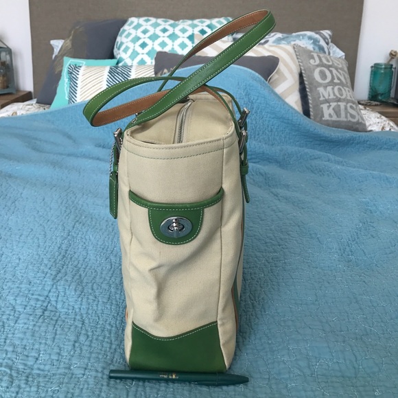 Tall Coach Purse - Picture 2 of 7