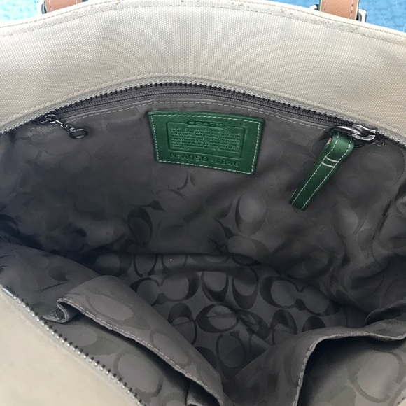 Tall Coach Purse - Picture 4 of 7