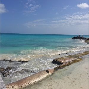 Meet your Posher, Cynthia