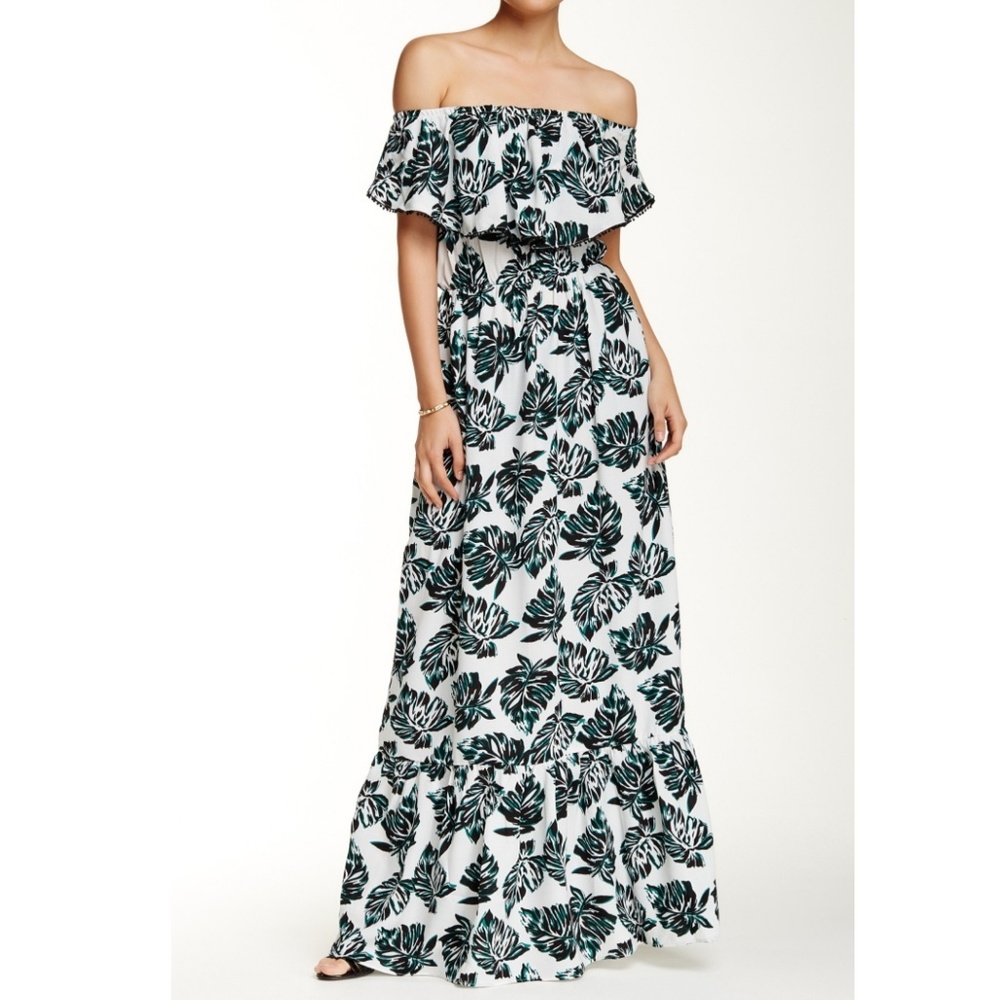 Romeo and Juliet Couture Kelly Summer Maxi Dress - Monstera - size medium