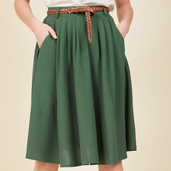 ModCloth Dresses & Skirts - NWT Modcloth green midi skirt