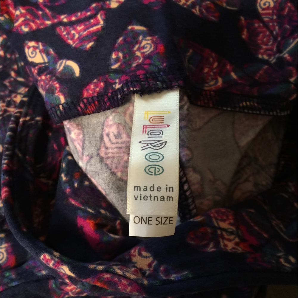 LuLaRoe OS Disney Roses! 🦄 - Picture 3 of 3