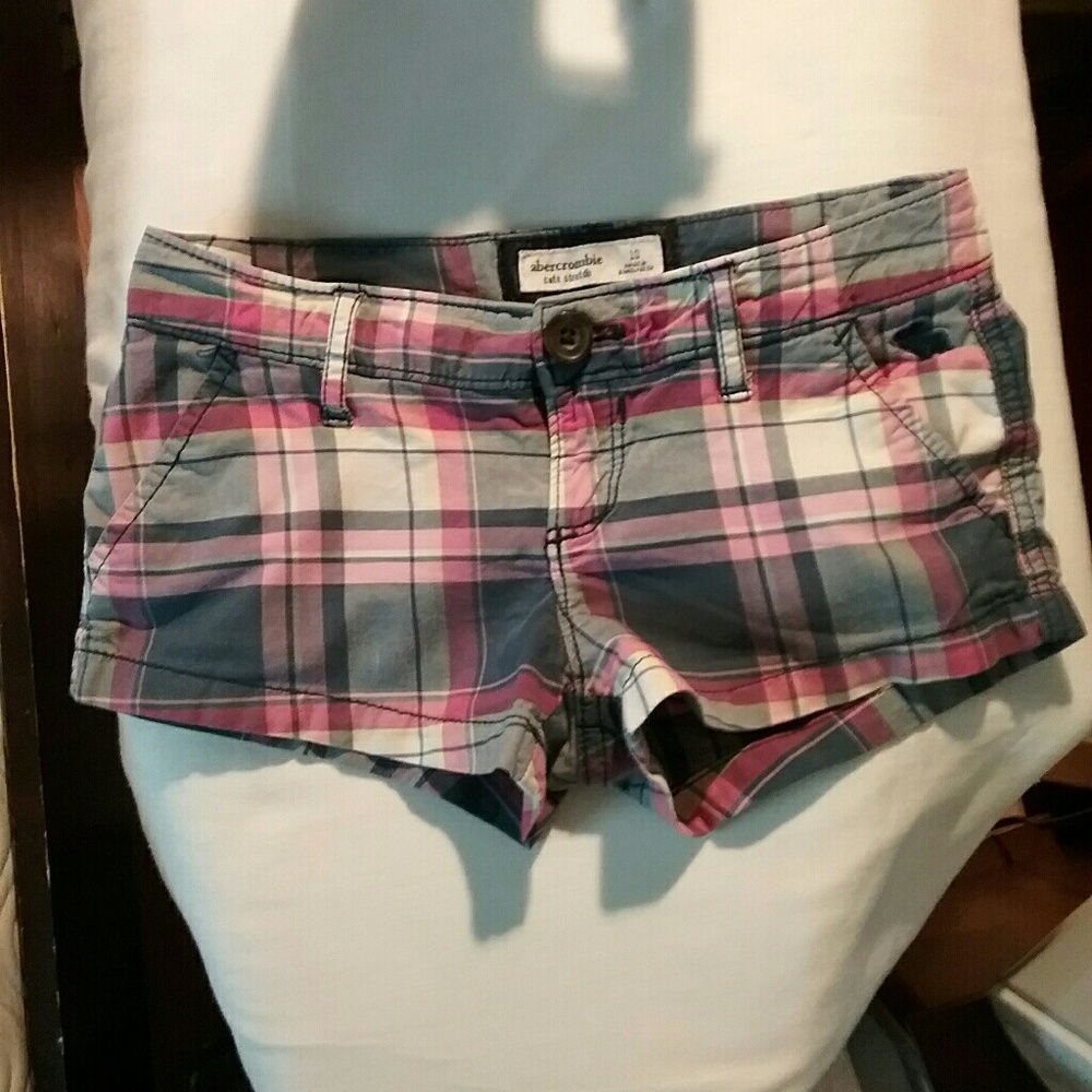 ABERCROMBIE SHORTS