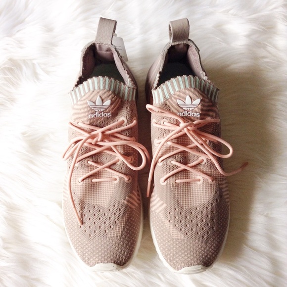 Adidas Shoes - Adidas salmon sneakers