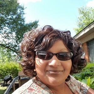 Meet your Posher, Chentalia