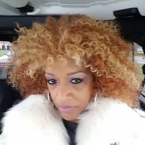 Meet your Posher, Gwendolyn