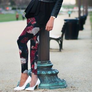 Zara floral print leggings
