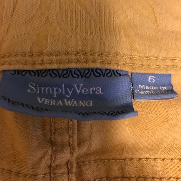 Simply Vera. Vera Wang Angle length - Picture 2 of 4