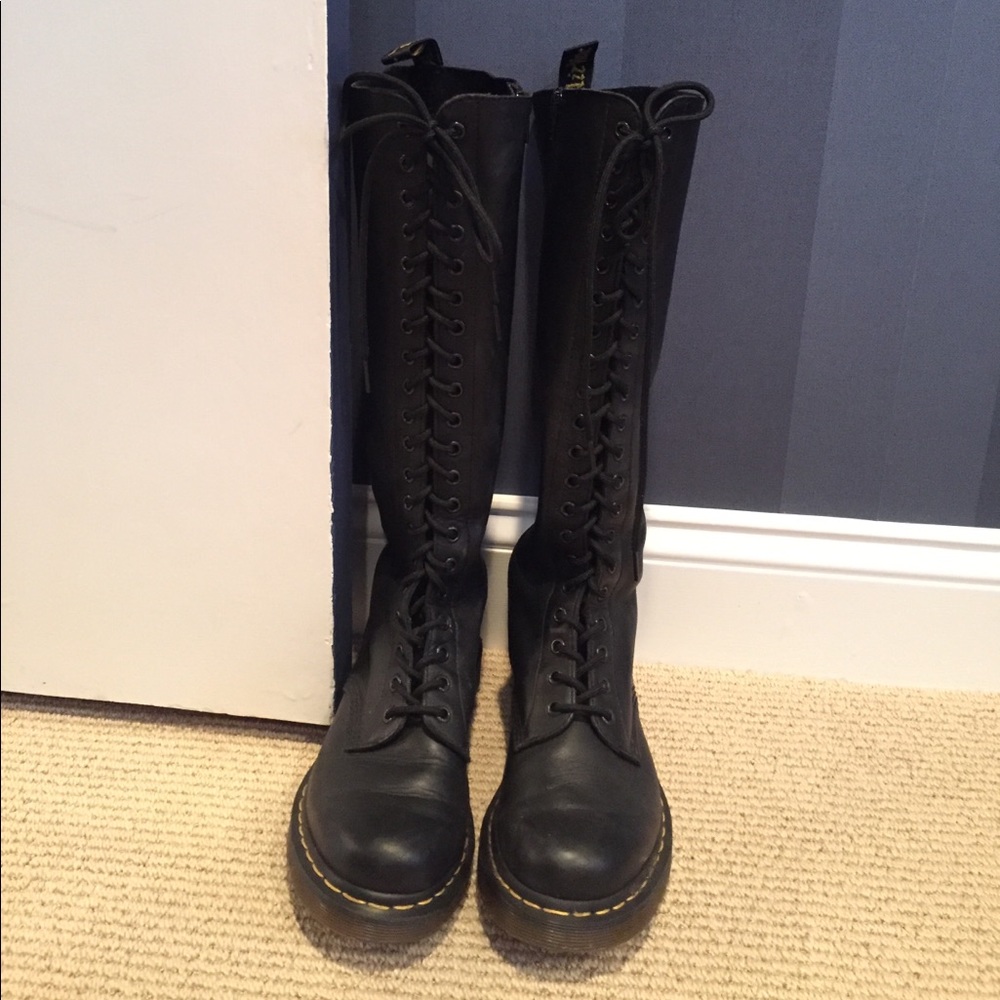 Dr Martens air wair knee high boots black leather