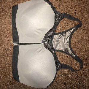 36G sport bra
