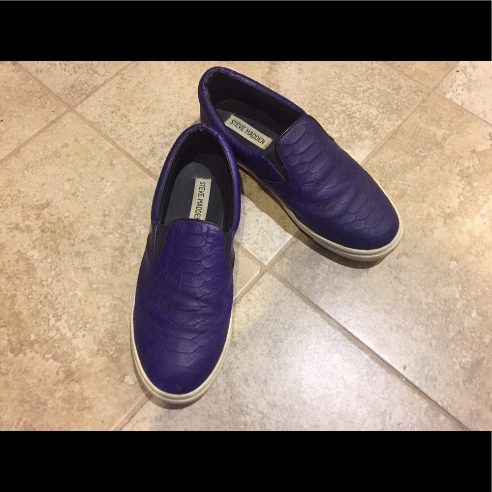 Steve Madden slip on