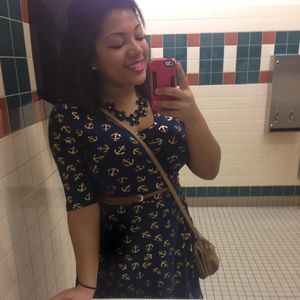 Meet your Posher, Naomi