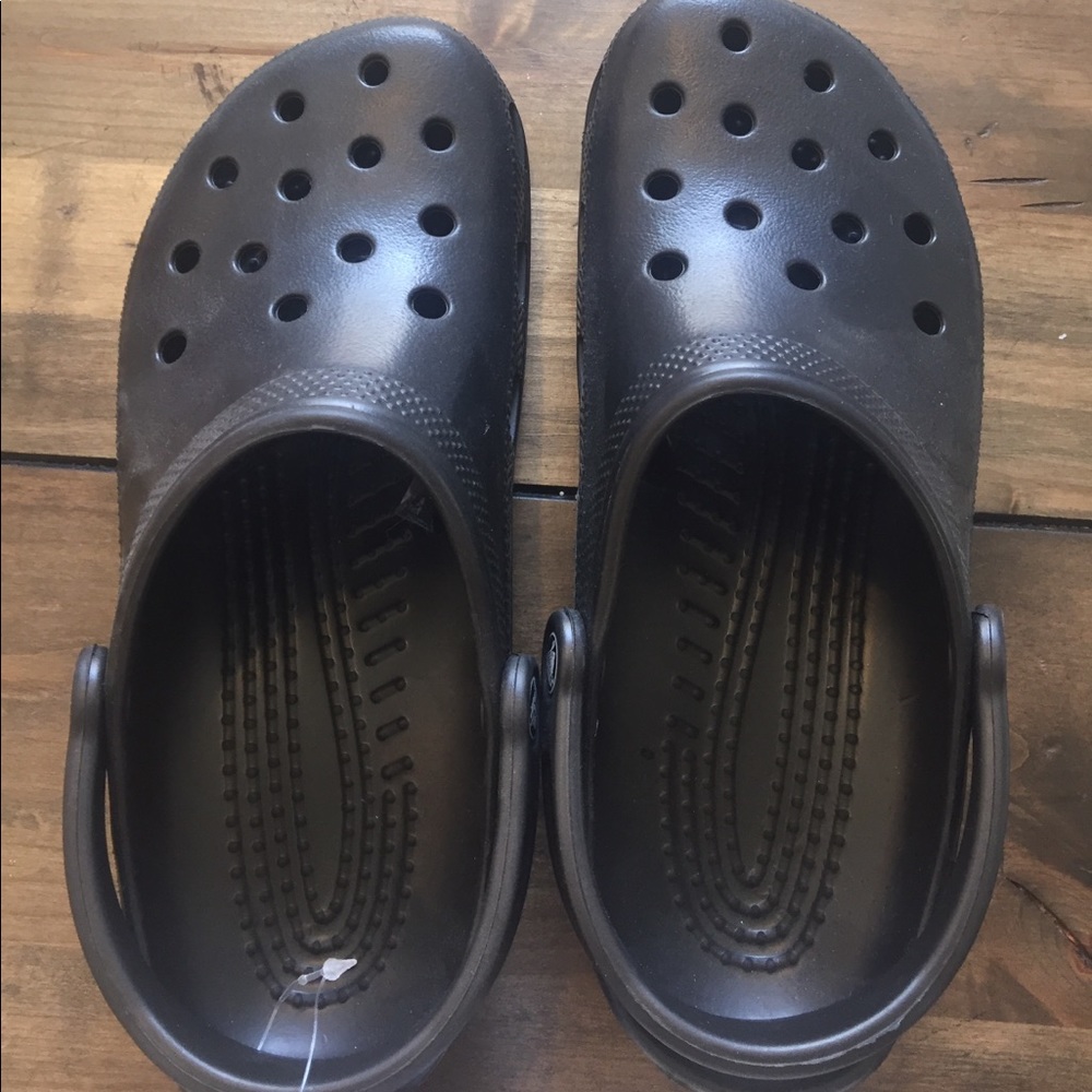 || F L A S H • S A L E || Black Crocs