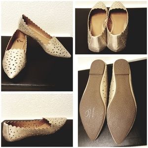 🎈Sale🎈Gold metallic laser cut flats