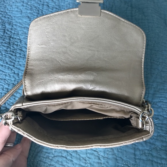 Champagne Clutch - Picture 4 of 4