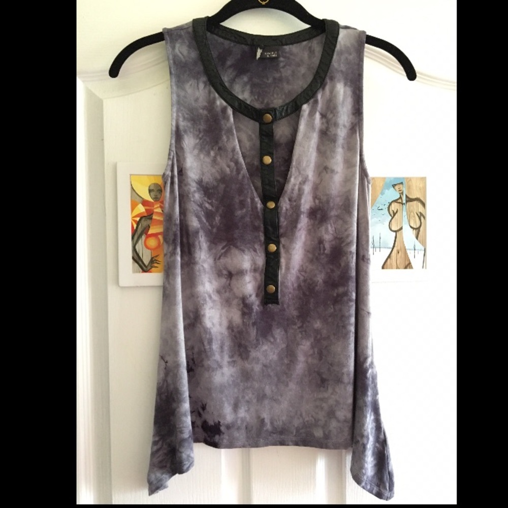 Sparkle & Fade by Urban Outfitters top (NWOT)