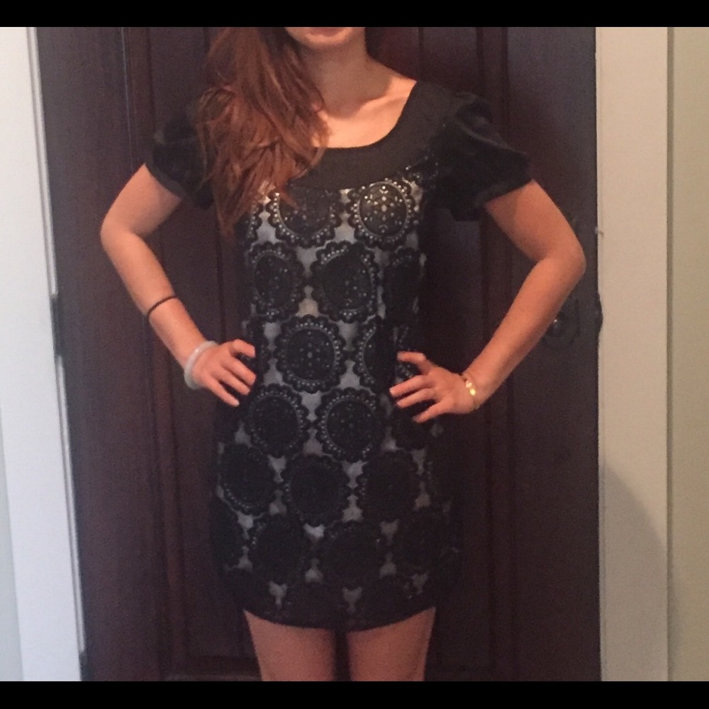 Forever 21 shift dress Small
