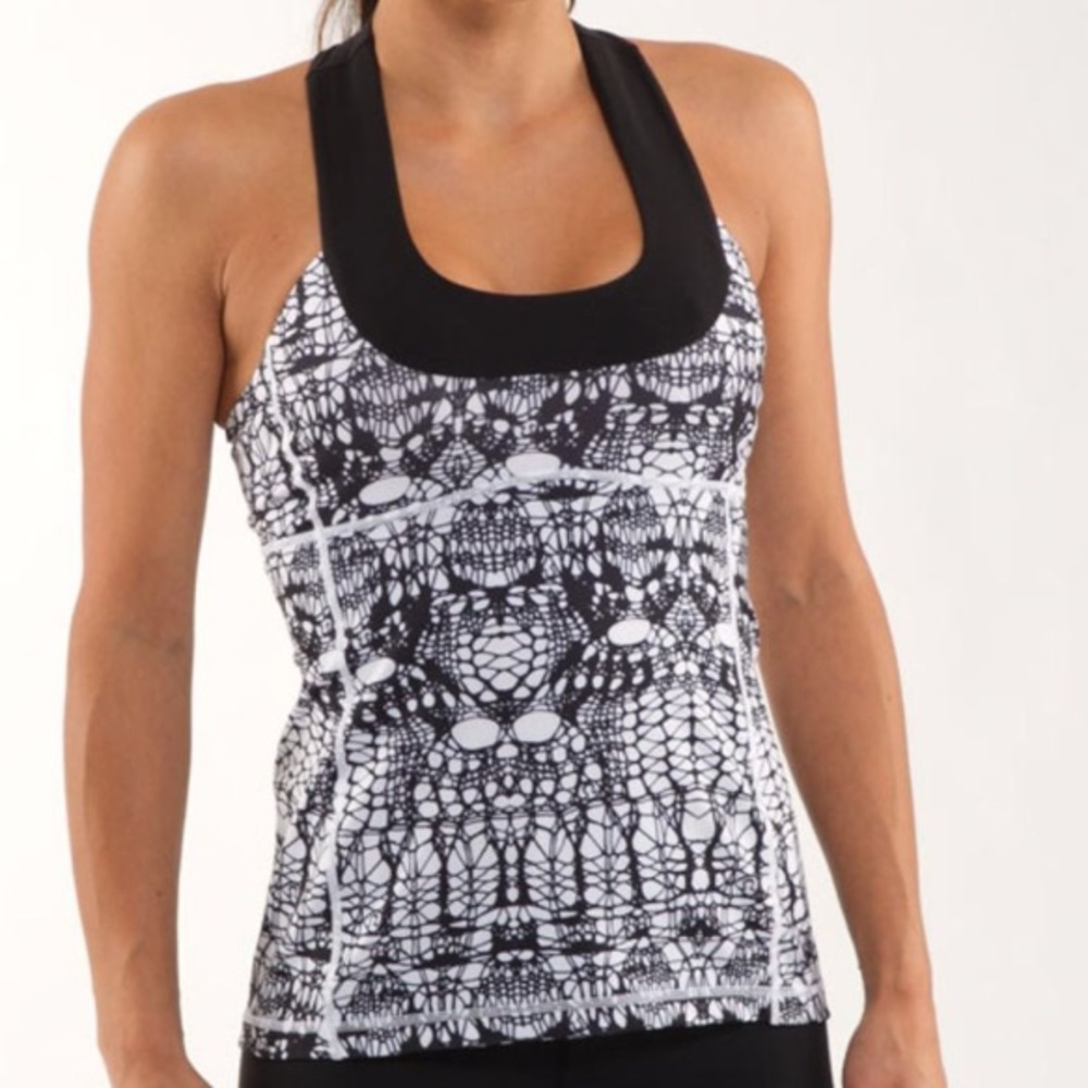 Lululemon scoop neck tank, black glacier