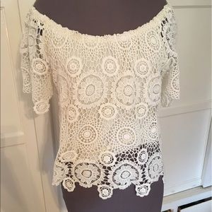 Nightcap lace off shoulder top size small