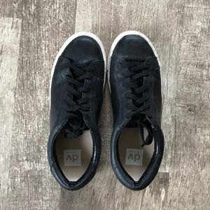 Leather sneakers
