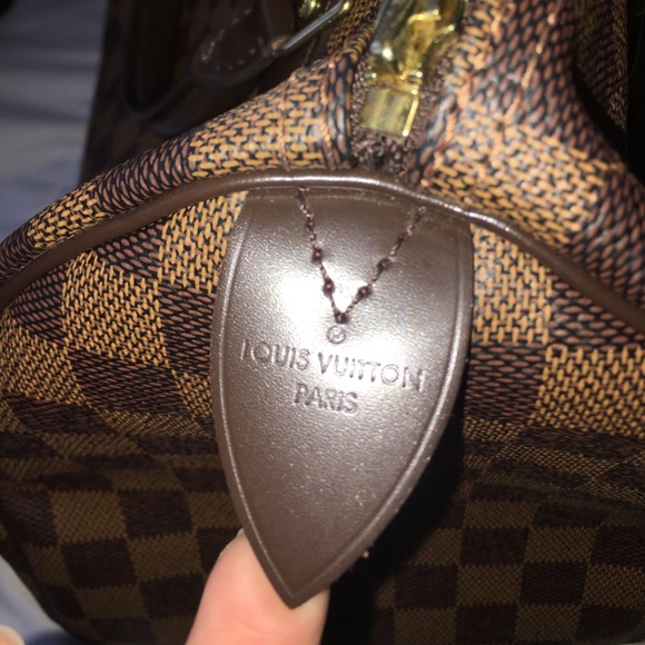 Louis Vuitton - Picture 5 of 5