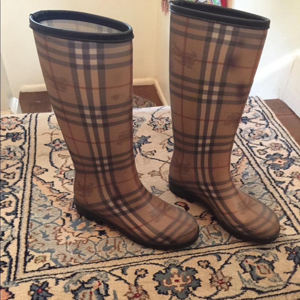 Burberry Rainboots