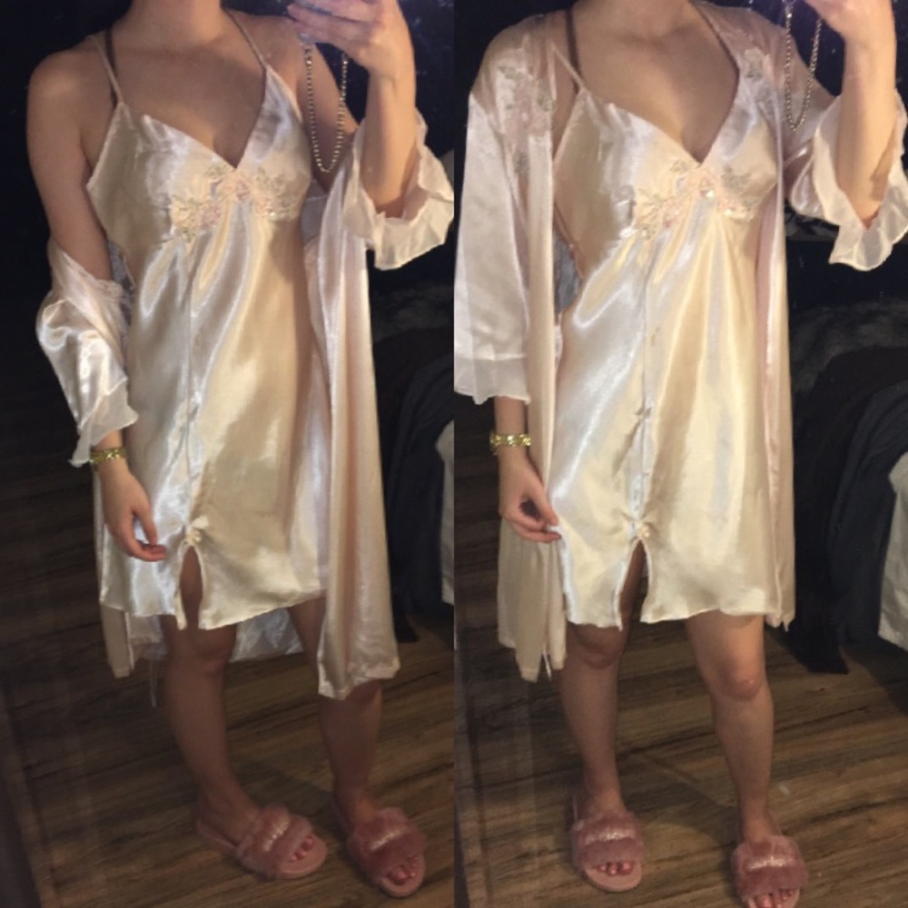‼️SOLD‼️Pink satin slip dress and robe