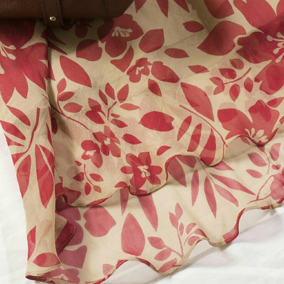 Midi Figure Loving Dress - Subtle Sexiness - Picture 3 of 4