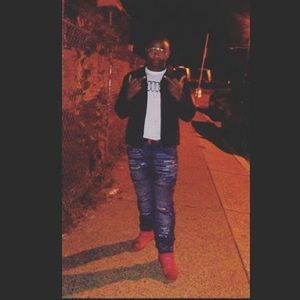 Meet your Posher, Eric