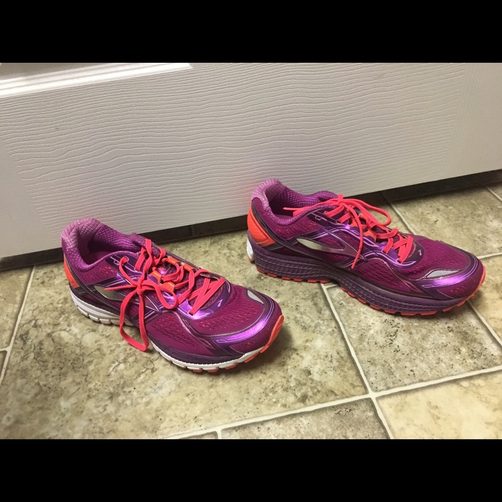 Brooks Ghost 8 - image 1