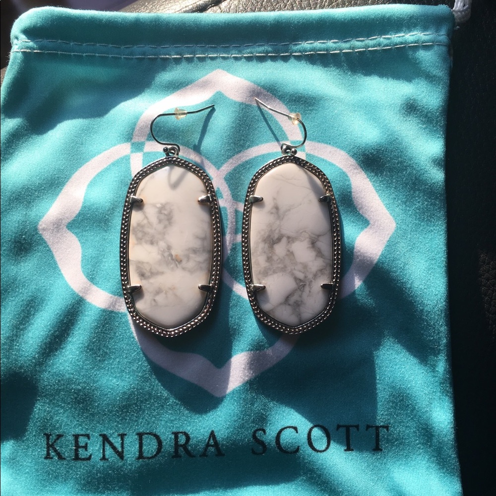 Kendra Scott Howlite Danielle Earrings