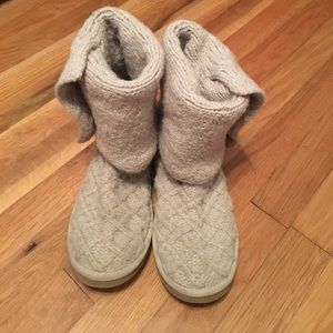 Woven Grey UGG Boots- Women's size 6