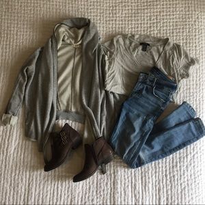 NWOT Gray zipper detail sweatshirt jacket