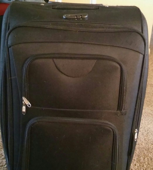 Large suitcase - Picture 1 of 1