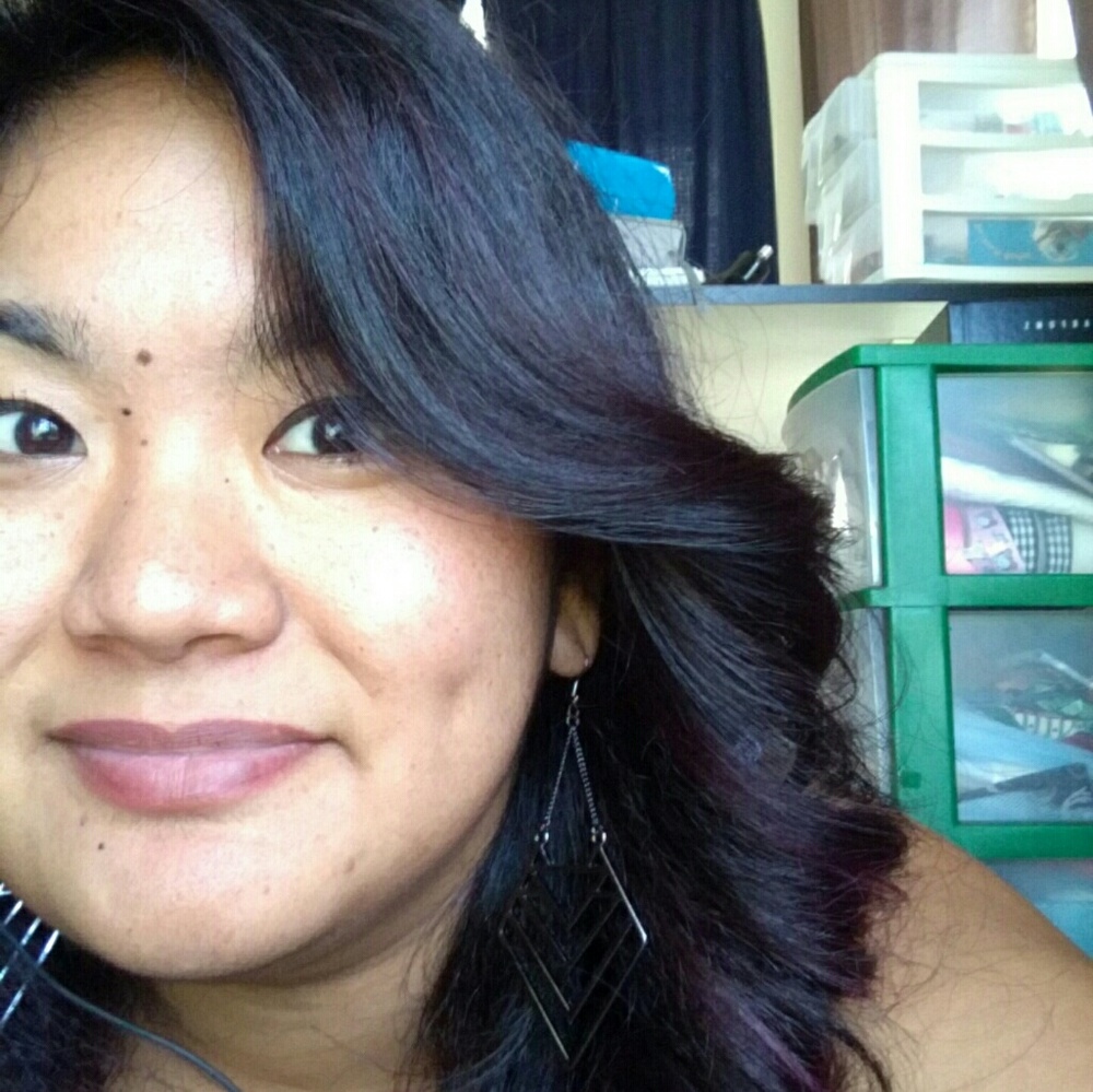 Meet your Posher, Tia